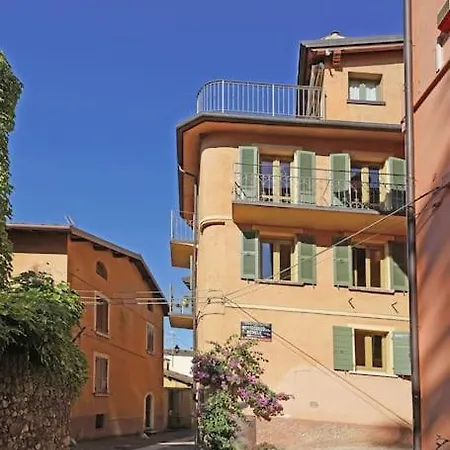 Hébergement de vacances Terrazza Vista Lago In Centro 017074-cni-00120 *